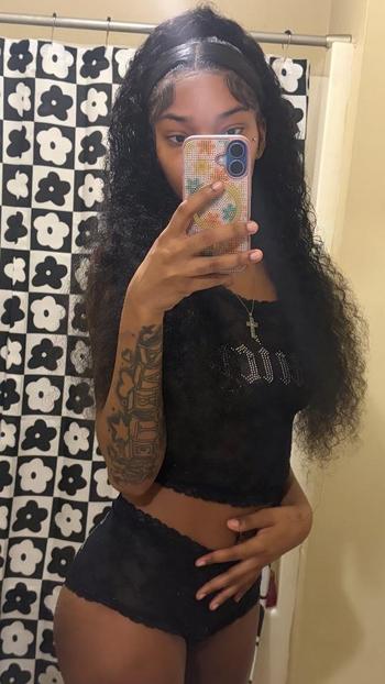 Red Baby , 21  female escort, Auburn