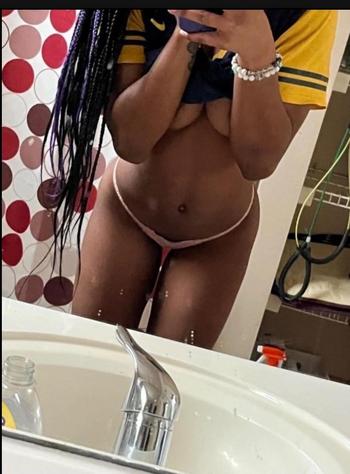 Jaylo, 22  female escort, Auburn